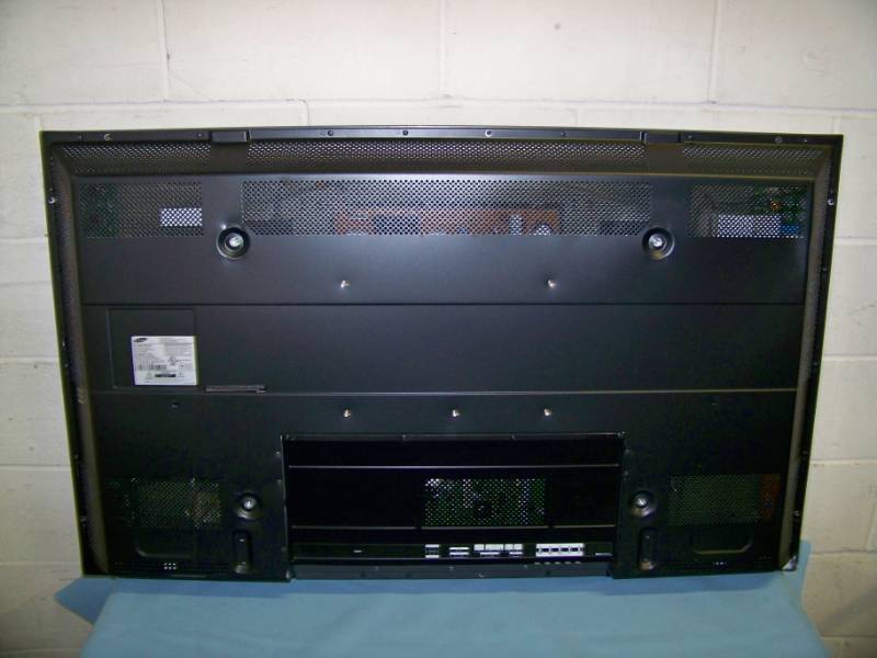 lot 10 image: 50, Samsung, SyncMaster, Commercial-Grade, Plasma, 1080p (Full HD) Monitor  Display with Remote Control
