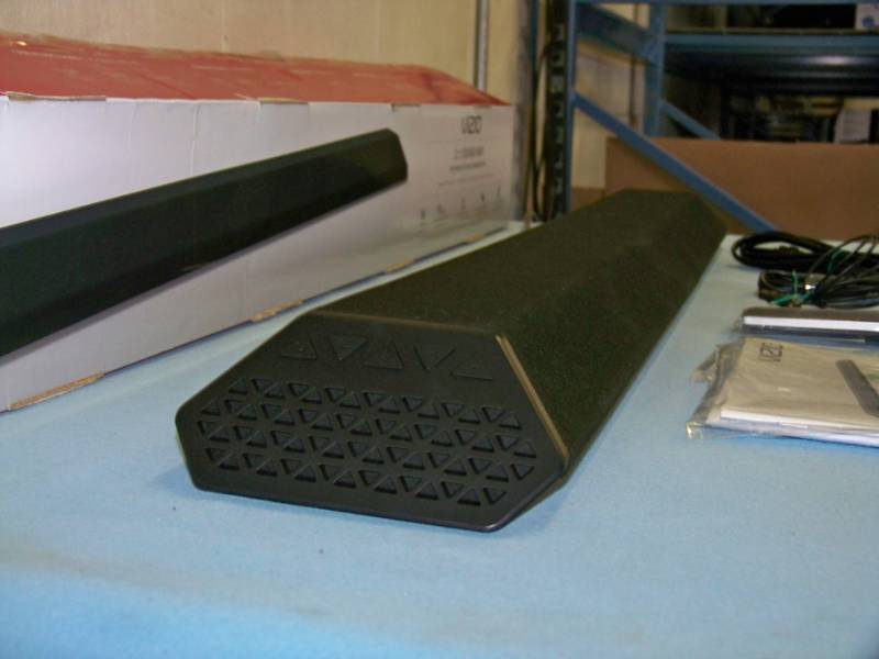 lot 16 image: Vizio, 36, 2.1 Channel Soundbar with Built-In Dual Subwoofers, Bluetooth Connectivity and Remote Control in Original Box