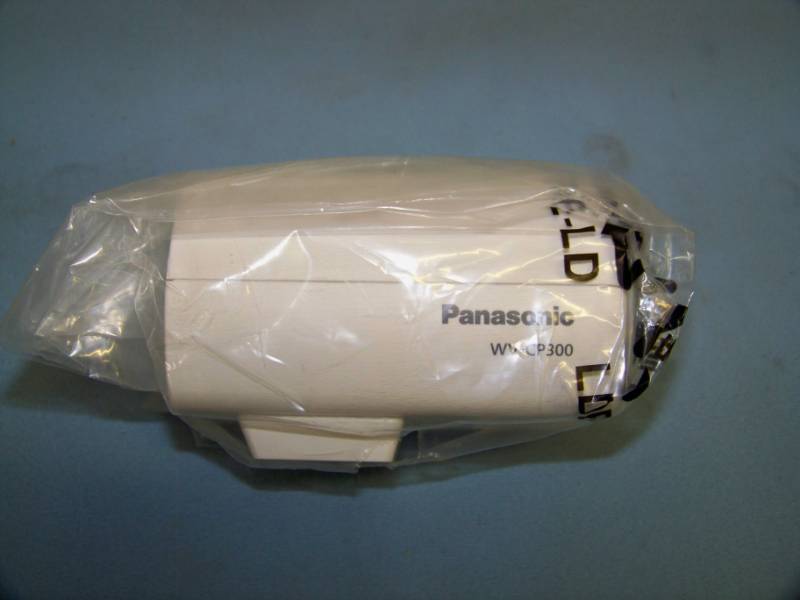 lot 51 image: Panasonic, WV-CP300, Color CCTV Camera - NEW in Original Box