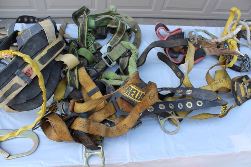 lot 14 image: Lot of (4) Safety Harness with Retractable Lanyard