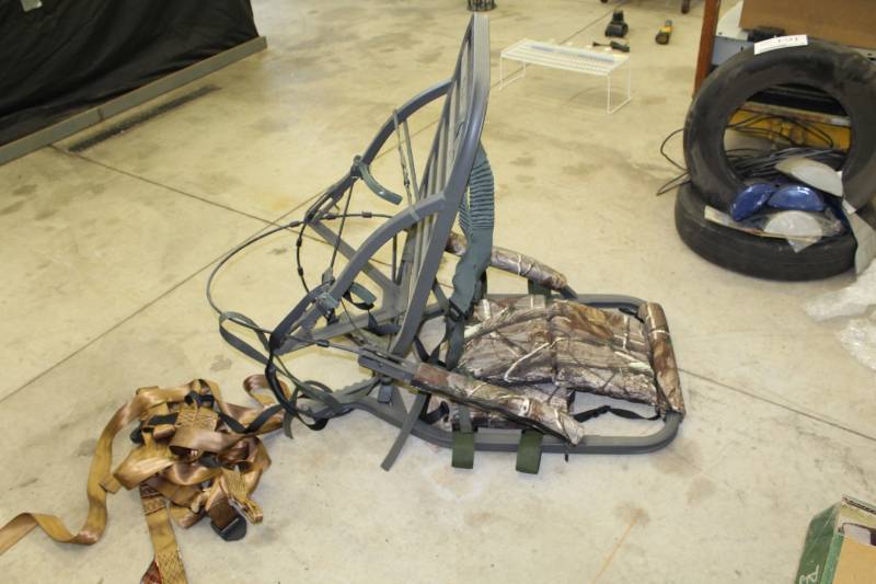 lot 159 image: Summit Treestands Tree Stand and Goliath Harness