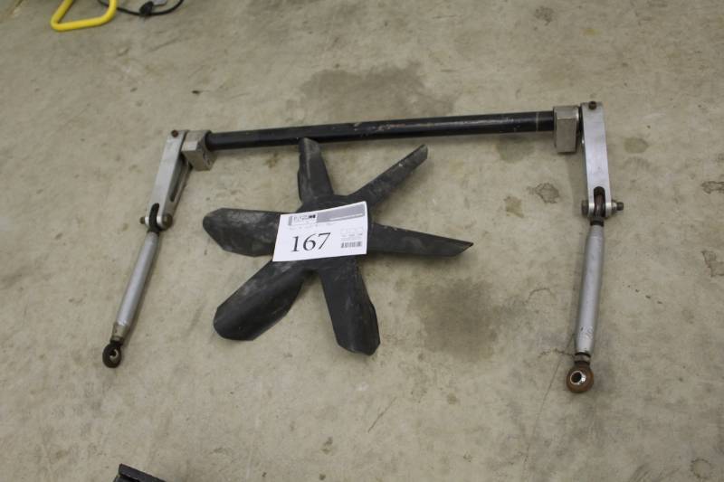 lot 167 image: Engine Fan, Anti-Roll Bar