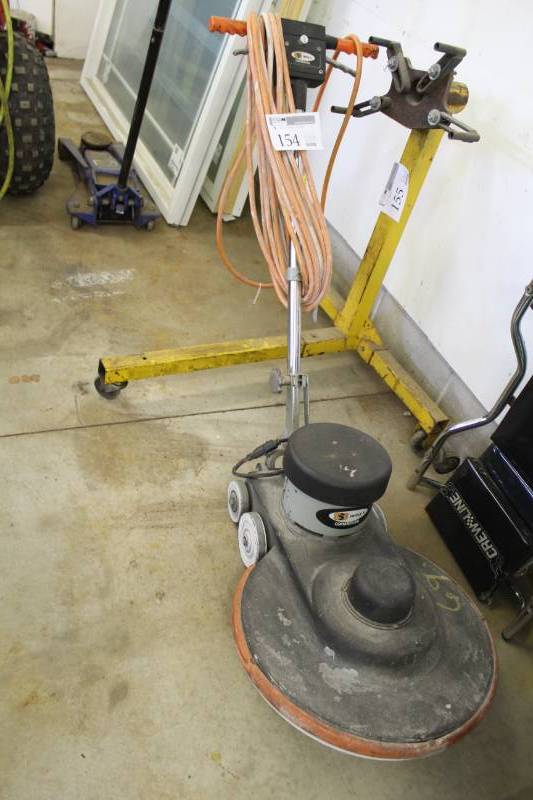 lot 154 image: 2008 SSS Triple S Floor Burnisher