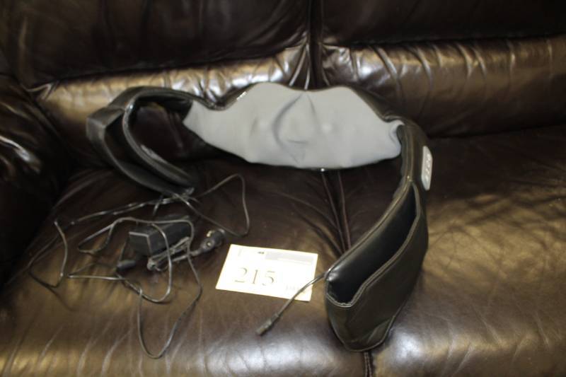 lot 215 image: Five Star Back Massager