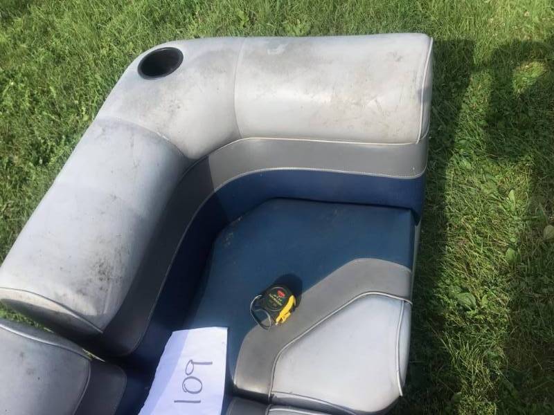 lot 41 image: Pair of 26 vinyl covered boat seat corners, plastic bases, no worries about rotten wood