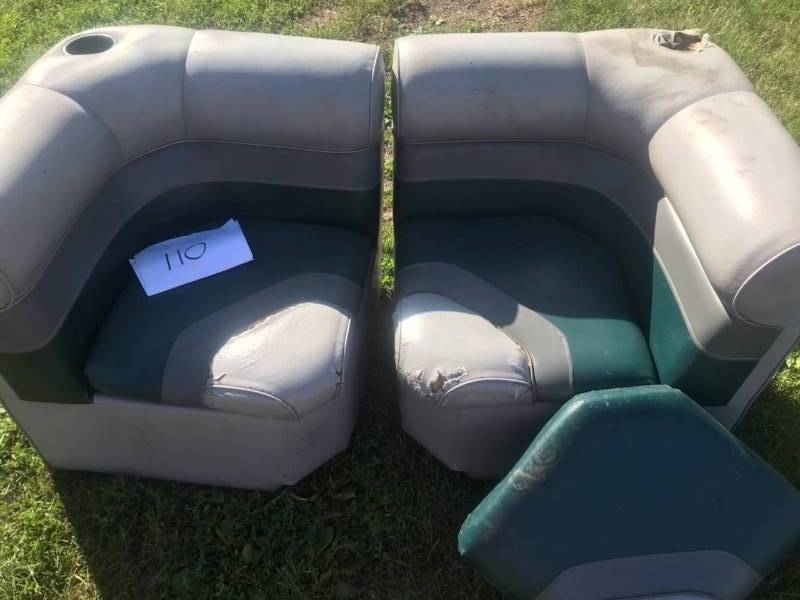 lot 42 image: Pair of 26 vinyl covered boat seat corners, plastic bases, no worries about rotten wood