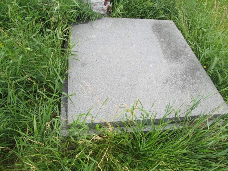 5 large granite slabs, 5 x 5 foot, ...