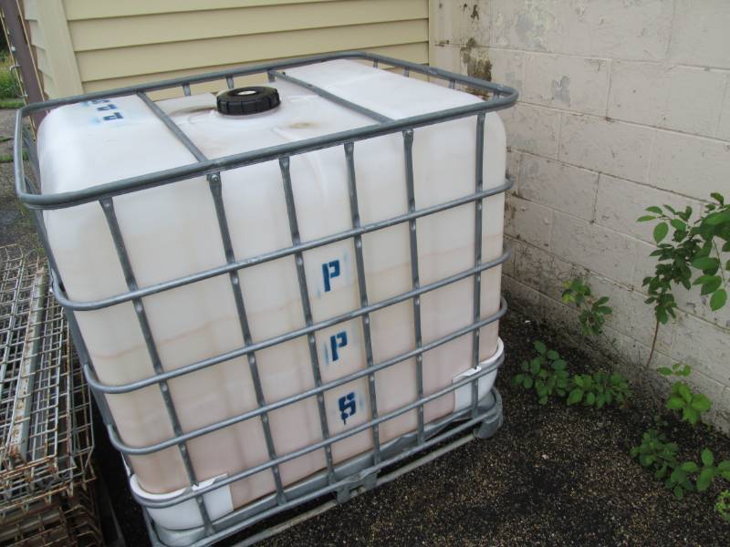 Liquid tank on skid...