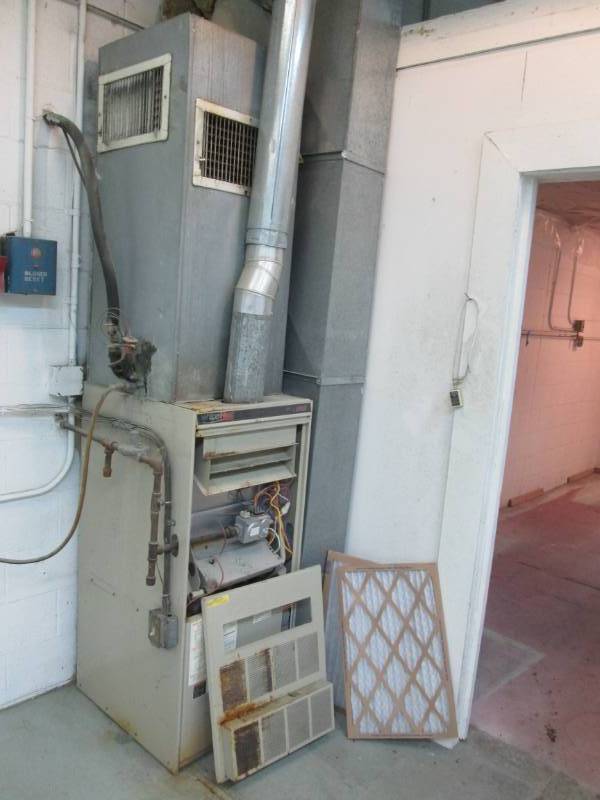 Lennox whisper heat gas furnace...