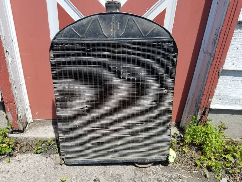 lot 4 image: Vintage radiator for a Model A or T Car