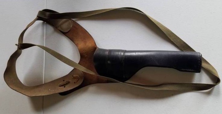 lot 23 image: Brauer Right side arm shoulder holster