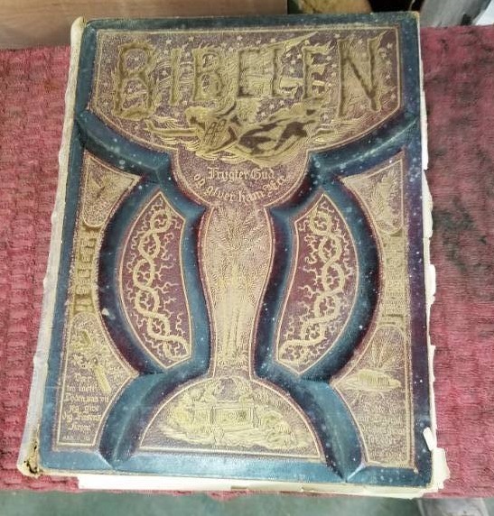 lot 51 image: Very Heavy German Bible from 1896