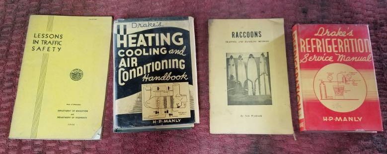 lot 52 image: Lot of 4 vintage books from 1940s