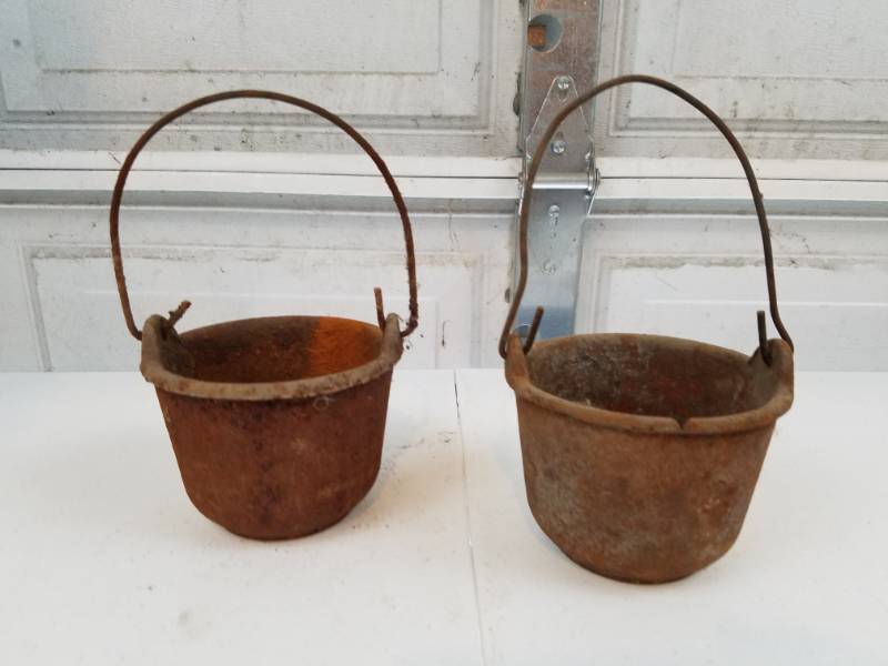 lot 90 image: 2 cast iron smelting molds