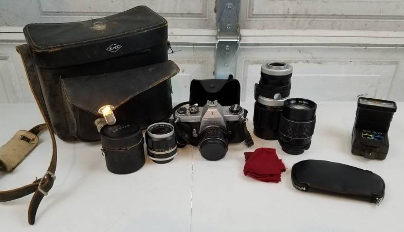 lot 97 image: Large camera lot Honeywell Pentax