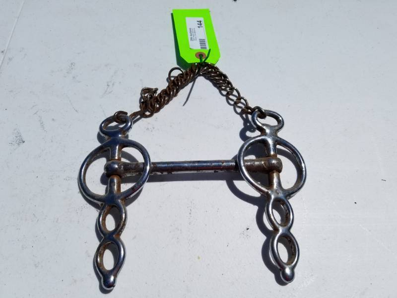 lot 144 image: 7 inch Horse Snaffel Bit