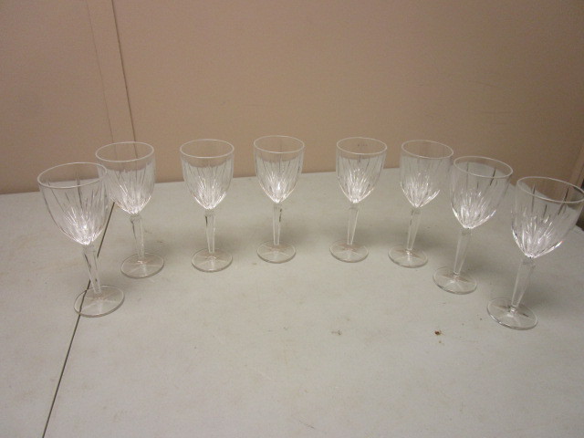lot 108 image: MIKASA CRYSTAL WINE GLASSES