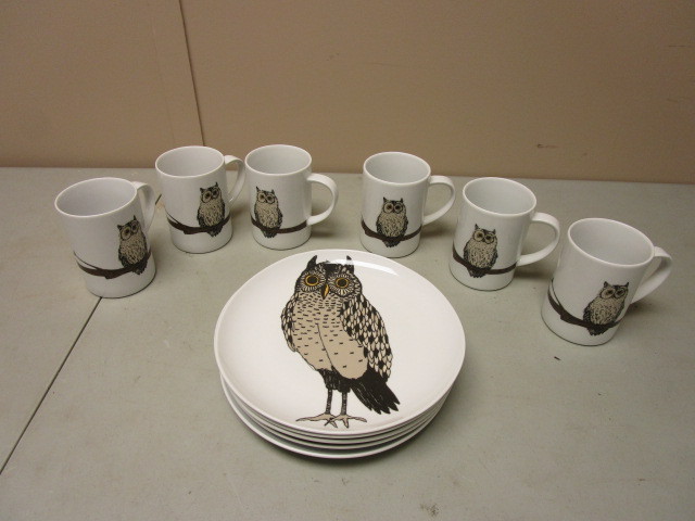 lot 110 image: WEST ELM OWL CHINA