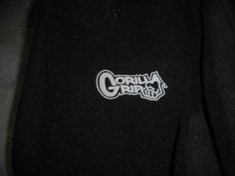 lot 18 image: Gorilla Gloves