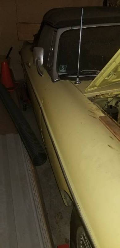 1972 MGB Project Car with Parts Galore