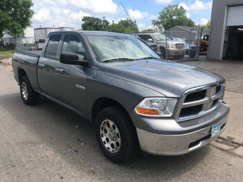 lot 5 image: 2009 Dodge Ram SLT 4x4