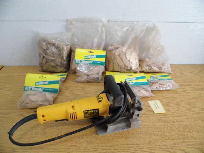 lot 11 image: DeWalt Plate Joiner