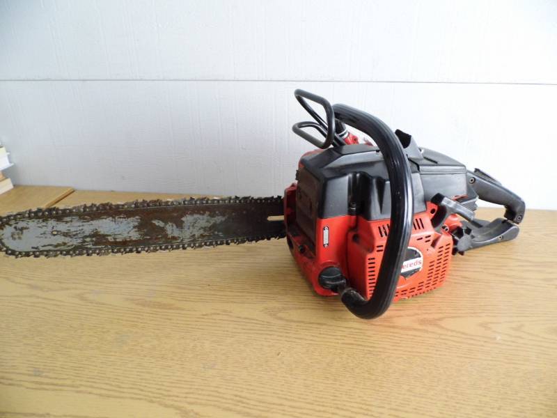 lot 70 image: Jonsereds Chain Saw