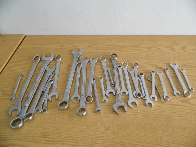 lot 91 image: Wrenches