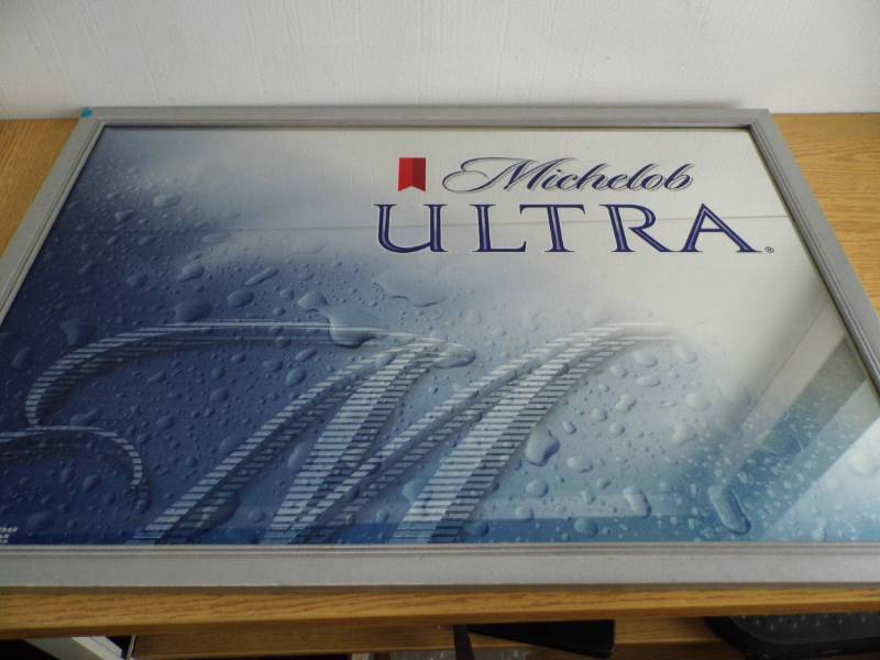 lot 110 image: Michelob Ultra Lite