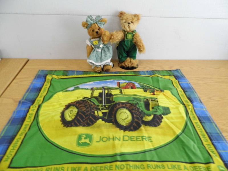 lot 134 image: John Deere Bears