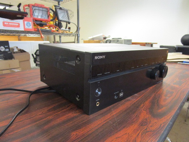 lot 231 image: SONY TUNER