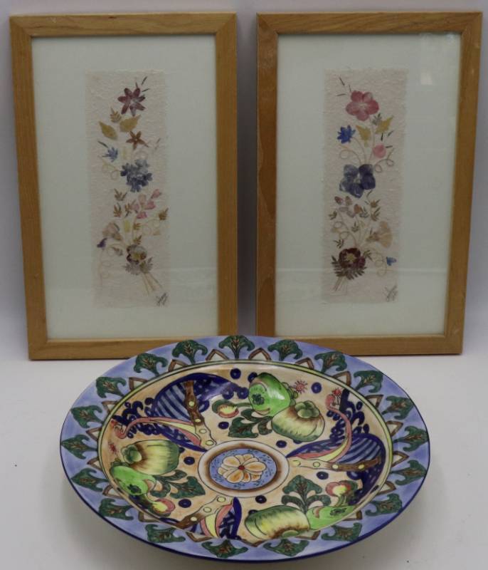 lot 21 image: Pressed Flower ArtPottery Dish
