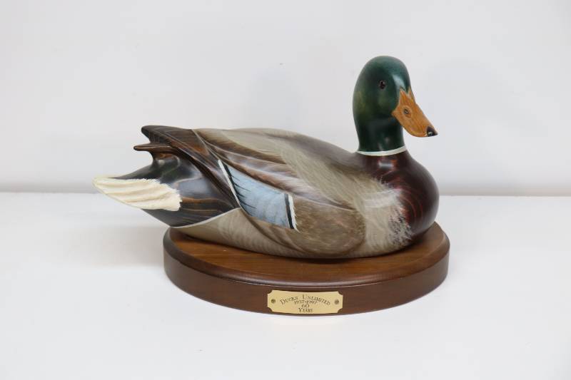 lot 38 image: Wooden Mallard