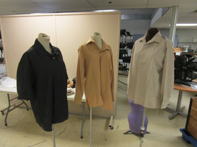 lot 321 image: MENS SHIRTS SIZE M