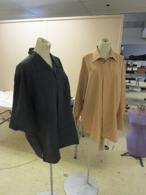 lot 324 image: MENS SHIRTS SIZE XL