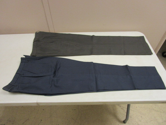lot 367 image: WOMENS PANTS SIZE 8