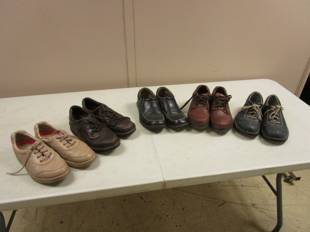 lot 392 image: FIVE PAIRS OF MENS LEATHER SHOES