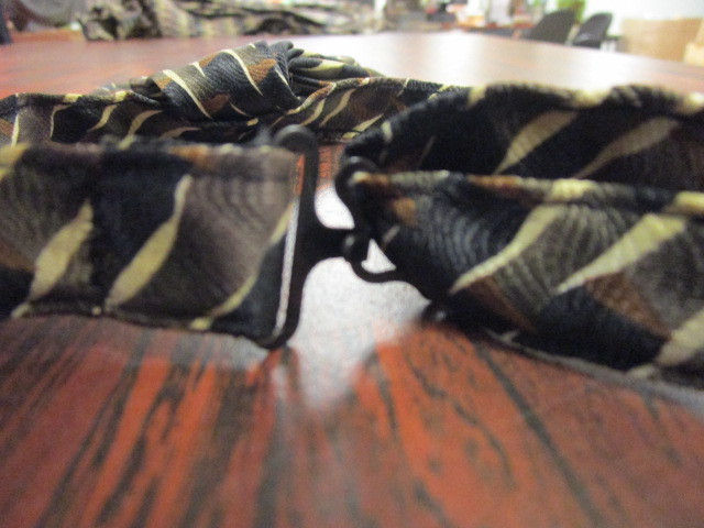 lot 395 image: WOMENS TIE-FLOPP