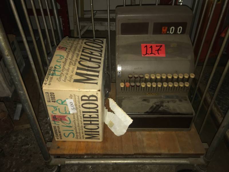 lot 117 image: National manual cash register, Mid-Century