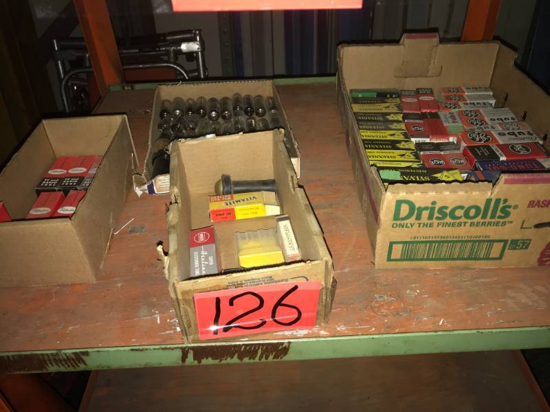lot 126 image: Mid Century Radio  TV tubes