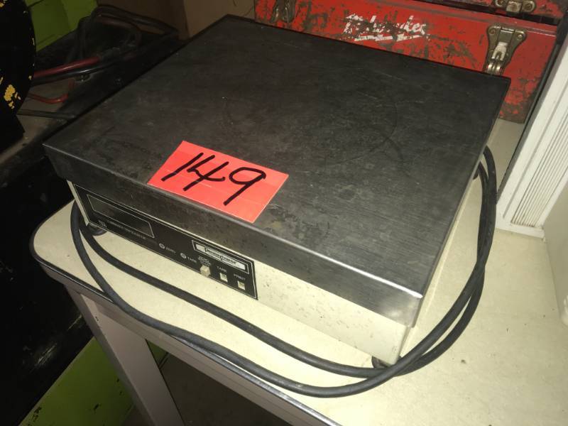 lot 149 image: Deli Scale Electronic Pennsylvania Model 7300