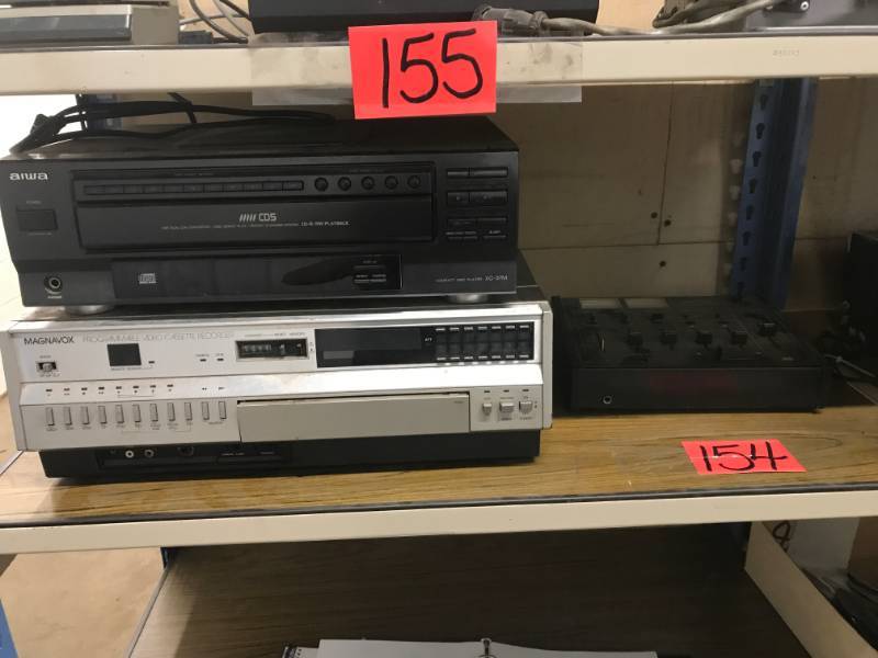 lot 154 image: Magnavox Programmable VHS, AIWA Compact Disc Player readwrite, Realistic Stereo Mixing Console