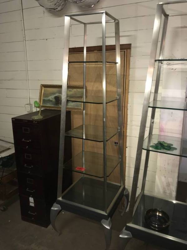 lot 46 image: Aluminum curio shelf