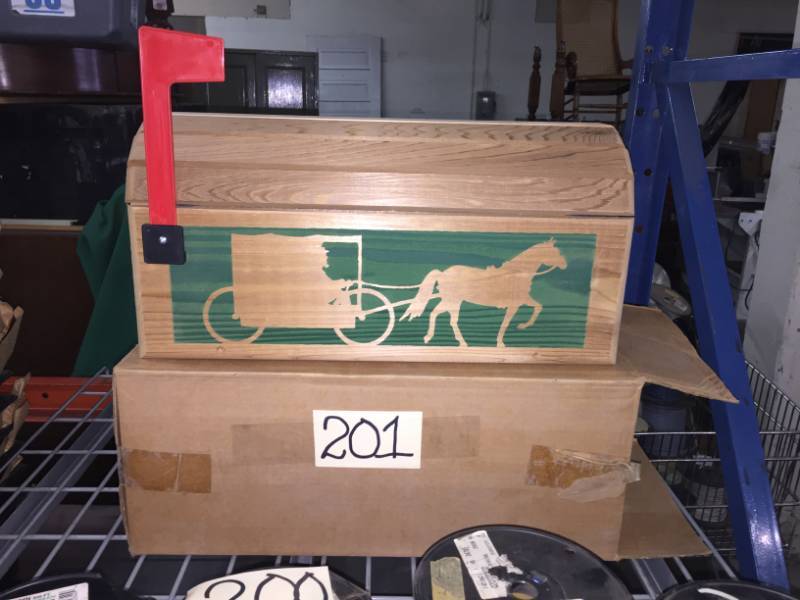 lot 201 image: Mailbox new in box Amish theme, cedar, Made in USA