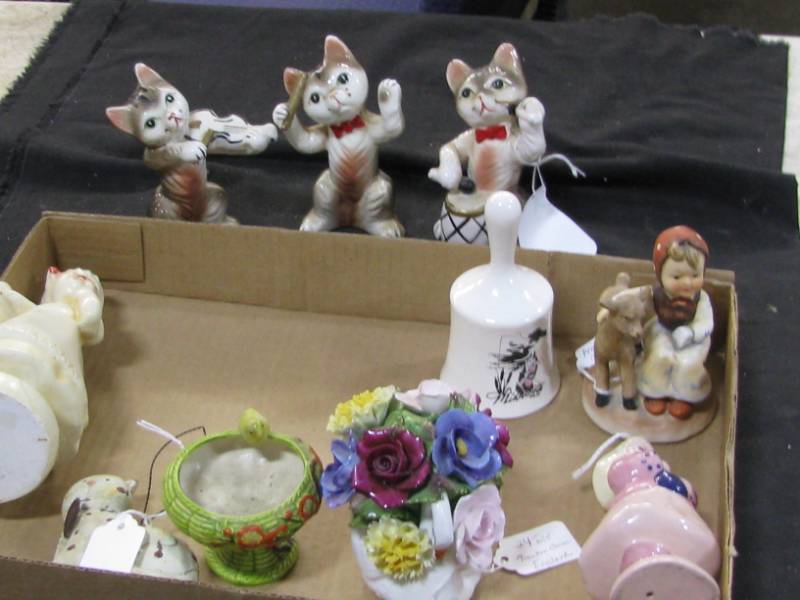 lot 53 image: Porcelain Figurines