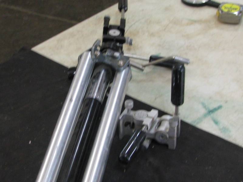 lot 79 image: Tri-Pod