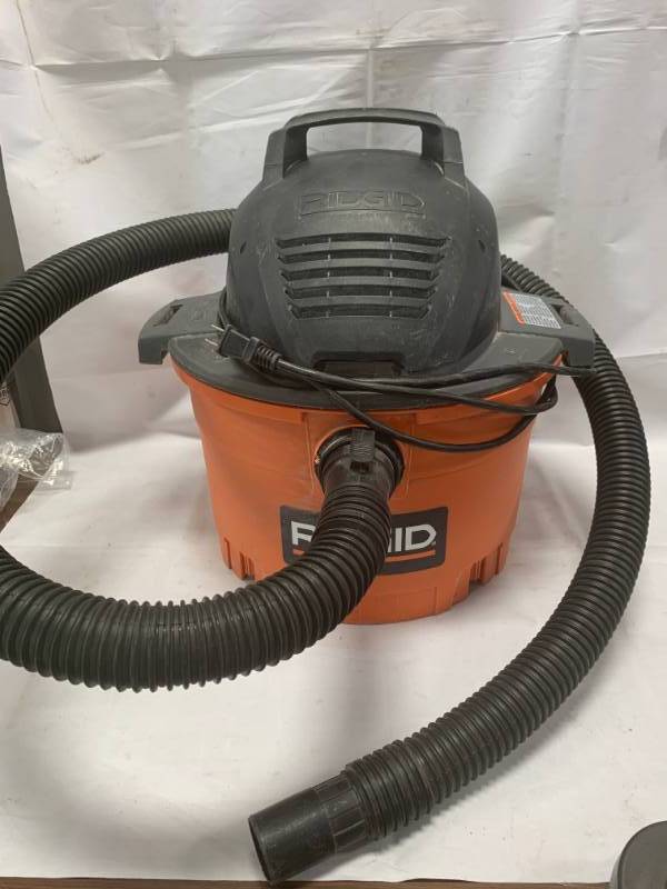 lot 2 image: Ridgid 6 Gallon Wet  Dry Vacuum (works great)