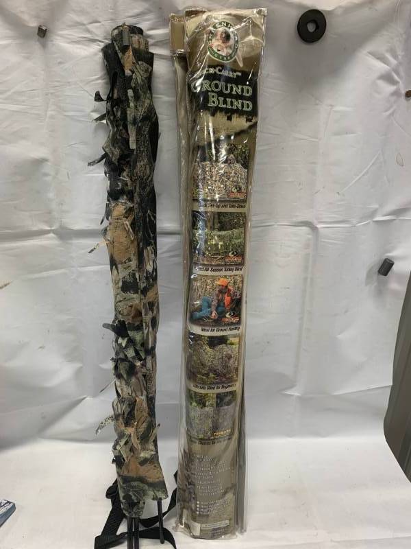 lot 4 image: Lot of 2 Hunting Mossy Oak Ground Blind