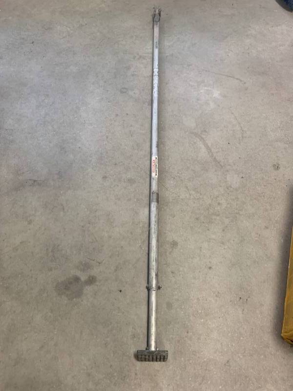 lot 30 image: Semi Trailer Load Bar
