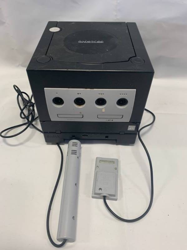 lot 63 image: Nintendo Gamecube (untested)